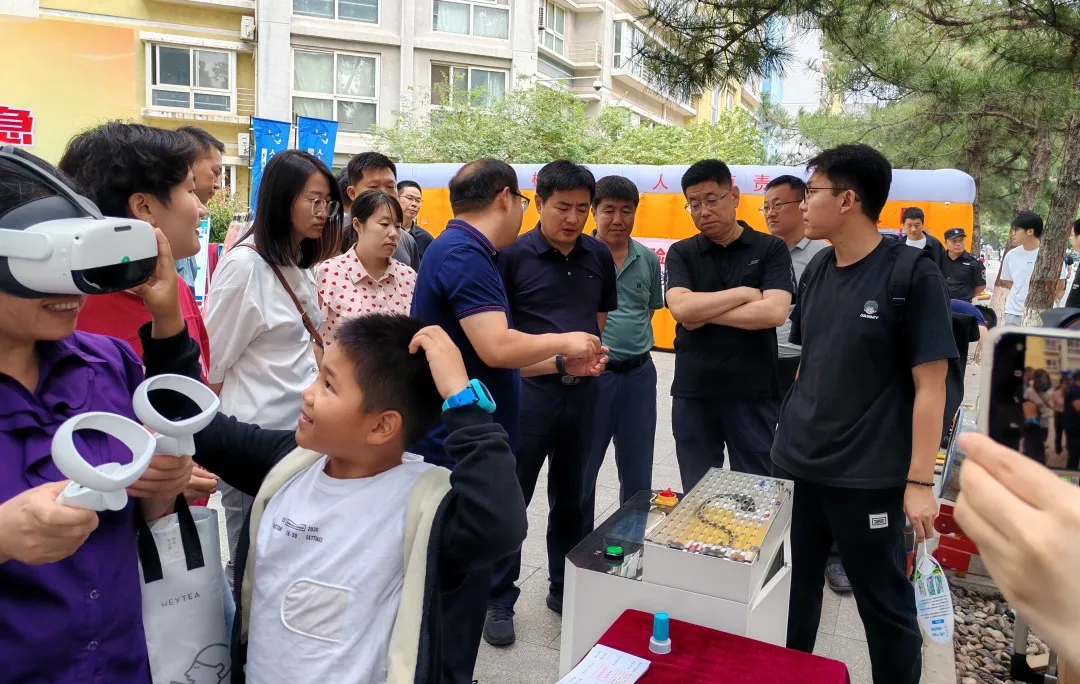 北京科技大学活动图片1
